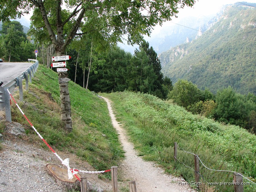 festaBeita 000.jpg - Partiamo dalla località Bratte di Premolo imboccando il sentiero 245